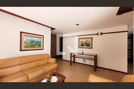 Studio à venda com 48m², 1 quarto e 1 vaga Studio à venda com 48m², 1 quarto e 1 vagaHall social