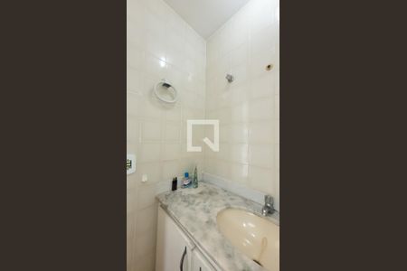 Banheiro de kitnet/studio à venda com 1 quarto, 48m² em Centro, Campinas