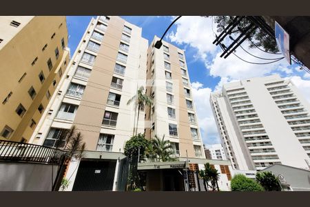 Studio à venda com 48m², 1 quarto e 1 vaga Studio à venda com 48m², 1 quarto e 1 vagaFachada