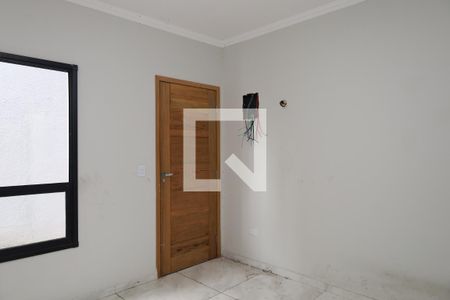 Sala de casa de condomínio para alugar com 2 quartos, 70m² em Vila Curuçá Velha, São Paulo