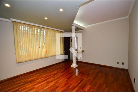 Sala de apartamento para alugar com 3 quartos, 83m² em Cidade Nova, Belo Horizonte