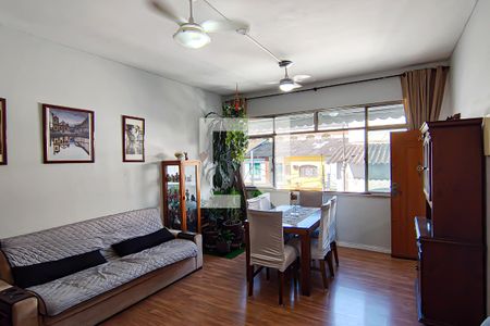 sala de apartamento à venda com 2 quartos, 60m² em Pechincha, Rio de Janeiro