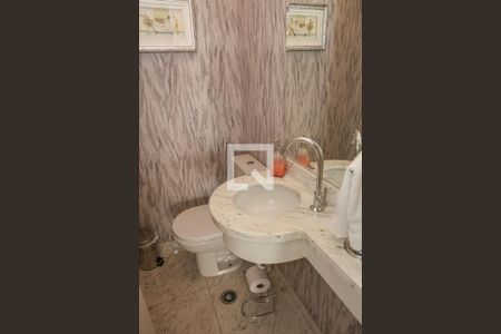 Lavabo de apartamento à venda com 3 quartos, 153m² em Vila Romana, São Paulo