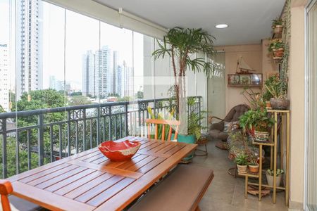 Varanda Gourmet de apartamento à venda com 3 quartos, 153m² em Vila Romana, São Paulo