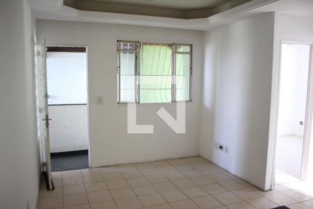 Sala de apartamento à venda com 2 quartos, 43m² em Califórnia, Belo Horizonte