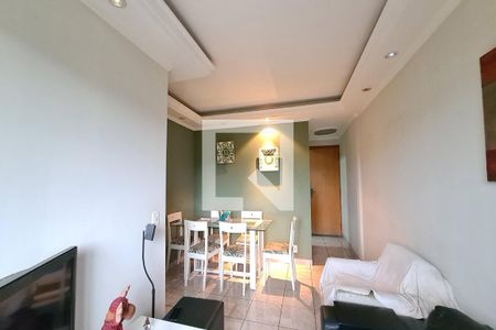 Sala de apartamento para alugar com 3 quartos, 56m² em Jardim Santa Teresinha, São Paulo