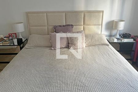 Quarto 1 de apartamento para alugar com 2 quartos, 145m² em Gonzaga, Santos