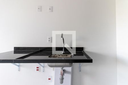 Cozinha de kitnet/studio para alugar com 1 quarto, 24m² em Indianópolis, São Paulo