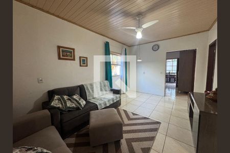 Sala de casa à venda com 4 quartos, 140m² em Santa Teresa, São Leopoldo