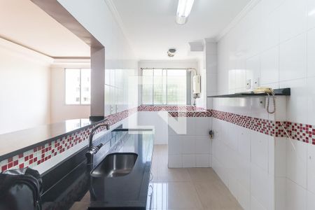 Cozinha de apartamento para alugar com 2 quartos, 56m² em Jardim Sao Pedro, Mogi das Cruzes