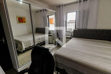 Quarto 1 de casa à venda com 3 quartos, 120m² em Parque Pinheiros, Taboão da Serra