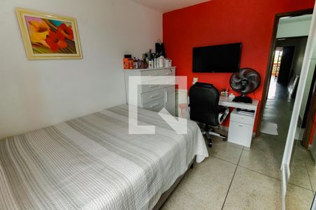 Quarto 1 de casa à venda com 3 quartos, 120m² em Parque Pinheiros, Taboão da Serra