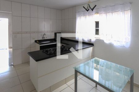 Cozinha de casa para alugar com 2 quartos, 110m² em Jardim Vila Carrao, São Paulo