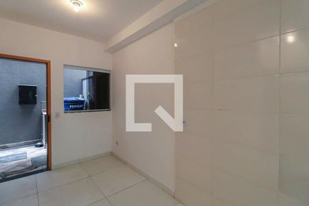 Sala/Cozinha de apartamento para alugar com 2 quartos, 32m² em Vila Alpina, São Paulo