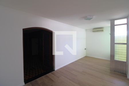 Sala de casa para alugar com 3 quartos, 220m² em Jardim Umuarama, São Paulo