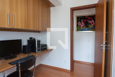 quarto 1 de apartamento para alugar com 4 quartos, 208m² em Buritis, Belo Horizonte