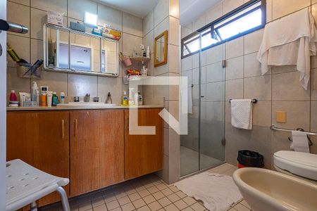 Suíte - Banheiro de apartamento para alugar com 3 quartos, 124m² em Vila Madalena, São Paulo