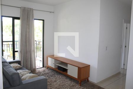 Sala de apartamento para alugar com 2 quartos, 57m² em Granja Viana, Cotia