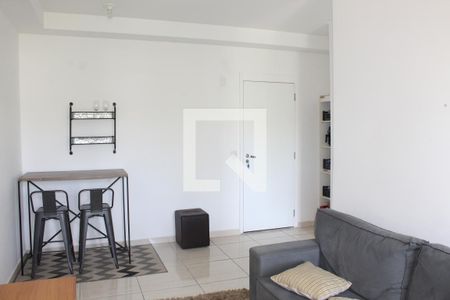 Sala de apartamento para alugar com 2 quartos, 57m² em Granja Viana, Cotia