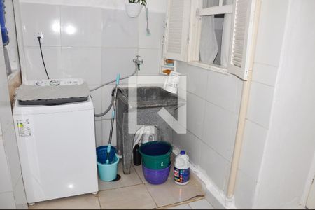 Casa à venda com 100m², 2 quartos e 1 vaga Casa à venda com 100m², 2 quartos e 1 vagaÁrea de Serviço