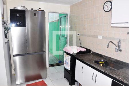 Casa à venda com 100m², 2 quartos e 1 vaga Casa à venda com 100m², 2 quartos e 1 vagaCozinha