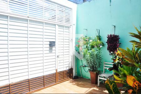 Casa à venda com 100m², 2 quartos e 1 vaga Casa à venda com 100m², 2 quartos e 1 vagaGaragem