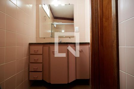 Banheiro do Quarto 1 de apartamento à venda com 3 quartos, 120m² em Santa Tereza, Belo Horizonte