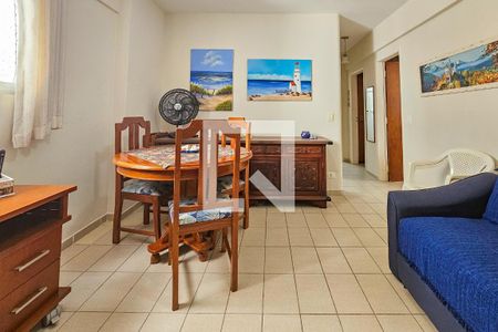 Sala de apartamento para alugar com 2 quartos, 60m² em Barra Funda, Guarujá