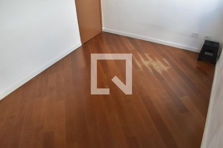 Quarto 1 de apartamento para alugar com 2 quartos, 40m² em Barreirinha, Curitiba