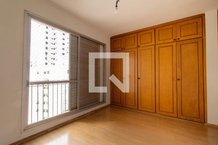 Quarto 1 de apartamento à venda com 3 quartos, 150m² em Vila Itapura, Campinas