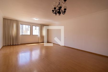 Sala de apartamento à venda com 3 quartos, 150m² em Vila Itapura, Campinas