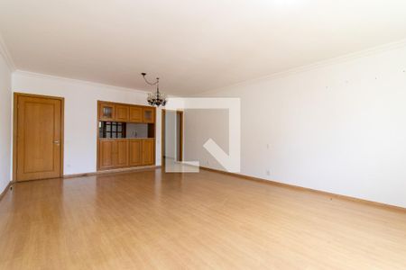 Sala de apartamento à venda com 3 quartos, 150m² em Vila Itapura, Campinas