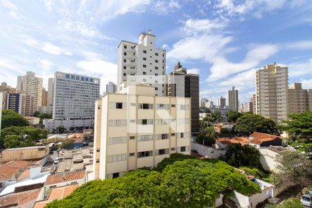 Sala de apartamento para alugar com 3 quartos, 150m² em Vila Itapura, Campinas