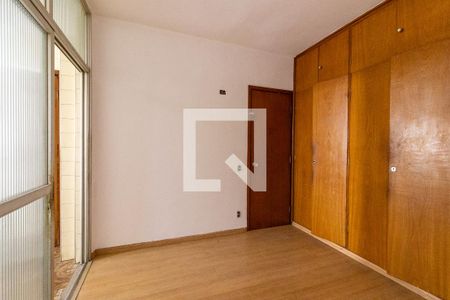 Sala 2 de apartamento para alugar com 3 quartos, 150m² em Vila Itapura, Campinas