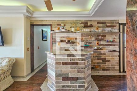 Apartamento para alugar com 300m², 5 quartos e 3 vagas Apartamento para alugar com 300m², 5 quartos e 3 vagasSala