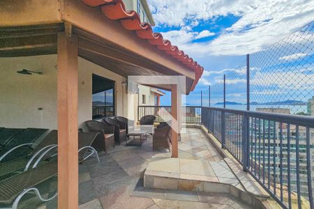 Apartamento para alugar com 300m², 5 quartos e 3 vagas Apartamento para alugar com 300m², 5 quartos e 3 vagasÁrea de Lazer privativa