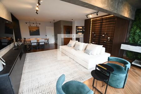 Sala de apartamento para alugar com 4 quartos, 220m² em Cambuí, Campinas