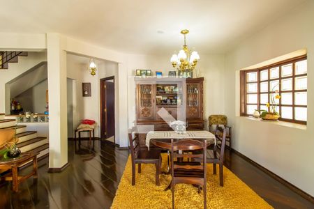 Sala de casa de condomínio para alugar com 3 quartos, 311m² em Gramado, Cotia