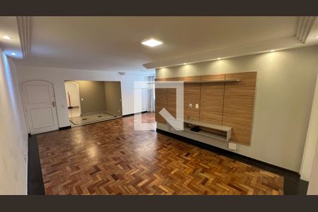 Sala  de apartamento à venda com 3 quartos, 122m² em Cerqueira César, São Paulo