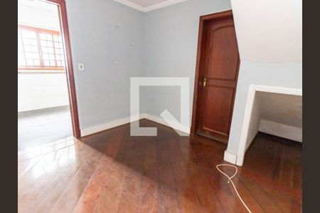 Sala de TV de casa para alugar com 2 quartos, 180m² em Vila Regente Feijó, São Paulo