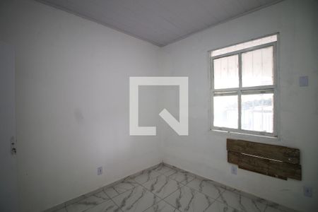 Quarto 1 de casa para alugar com 2 quartos, 70m² em Brás de Pina, Rio de Janeiro