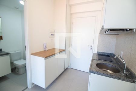 Cozinha de kitnet/studio para alugar com 1 quarto, 22m² em Santo Amaro, São Paulo