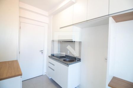 Cozinha de kitnet/studio para alugar com 1 quarto, 22m² em Santo Amaro, São Paulo