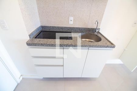 Cozinha de kitnet/studio para alugar com 1 quarto, 22m² em Santo Amaro, São Paulo