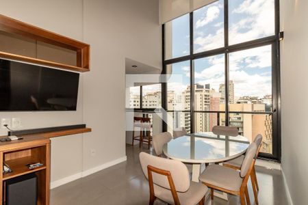 Sala de apartamento para alugar com 2 quartos, 95m² em Vila Olímpia, São Paulo