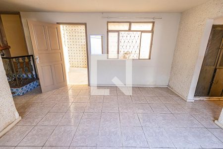 Sala de casa à venda com 4 quartos, 90m² em Pampulha, Belo Horizonte