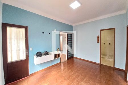 Sala de casa à venda com 4 quartos, 127m² em Jardim dos Oliveiras, Campinas