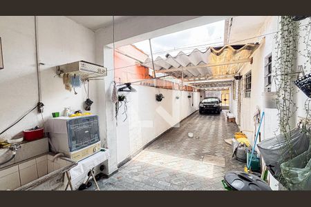 Casa à venda com 125m², 2 quartos e 2 vagas Casa à venda com 125m², 2 quartos e 2 vagasÁrea de Serviço - Quintal