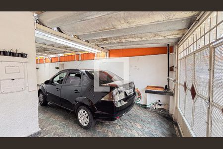 Casa à venda com 125m², 2 quartos e 2 vagas Casa à venda com 125m², 2 quartos e 2 vagasGaragem