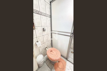 Casa à venda com 125m², 2 quartos e 2 vagas Casa à venda com 125m², 2 quartos e 2 vagasBanheiro